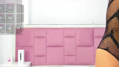 kelly online show from November 10, 11:09 am