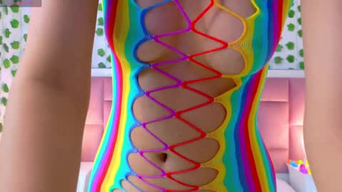 kelly online show from April 7, 11:10 am