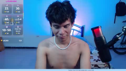 Snapshot of kain_moretti chatting on October 16, 11:17 pm KAIN online show from October 16, 11:17 pm