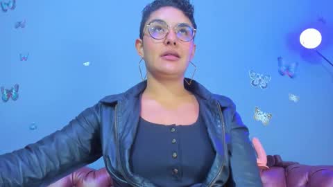 kaira_mosse_ online show from January 13, 11:59 am