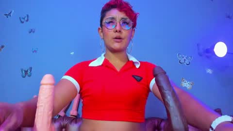 Snapshot of kaira_mosse_ chatting on April 1, 1:41 pm kaira_mosse_ online show from April 1, 1:41 pm