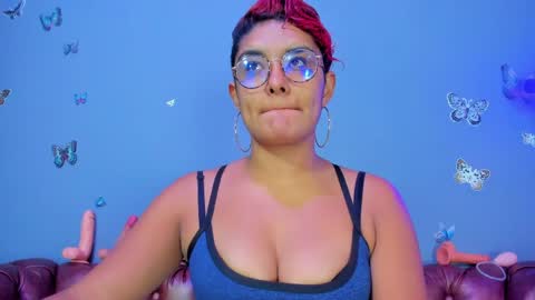 Snapshot of kaira_mosse_ chatting on April 9, 11:37 am kaira_mosse_ online show from April 9, 11:37 am
