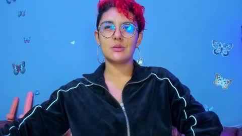 Snapshot of kaira_mosse_ chatting on April 25, 11:35 am kaira_mosse_ online show from April 25, 11:35 am