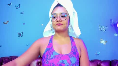 Snapshot of kaira_mosse_ chatting on May 10, 11:26 am kaira_mosse_ online show from May 10, 11:26 am