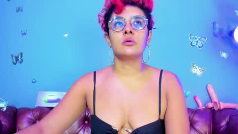 Snapshot of kaira_mosse_ chatting on May 16, 11:42 am kaira_mosse_ online show from May 16, 11:42 am