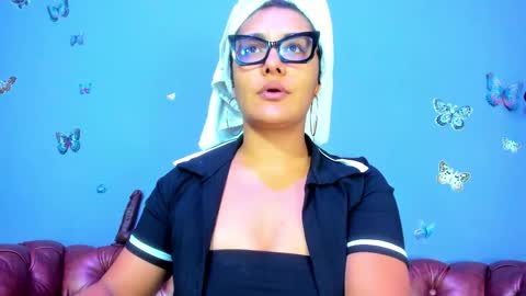Snapshot of kaira_mosse_ chatting on May 26, 11:28 am kaira_mosse_ online show from May 26, 11:28 am