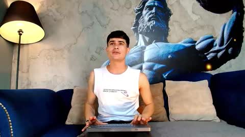 Snapshot of kairoblaaze chatting on November 5, 2:50 pm KairoBlaaze online show from November 5, 2:50 pm