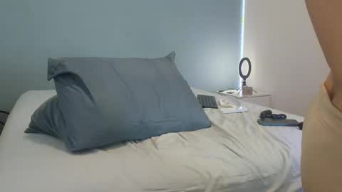 Snapshot of kairos_xx chatting on March 6, 11:20 pm Kairos Meucci online show from March 6, 11:20 pm