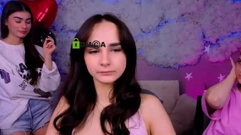 Kaisy online show from June 20, 1:58 pm