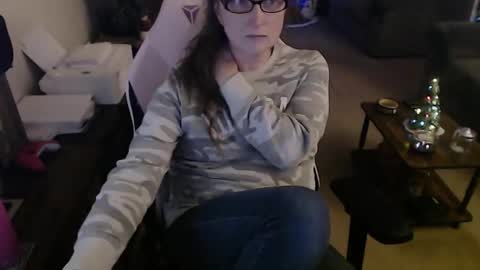 Camprincess331 online show from December 17, 2:06 am