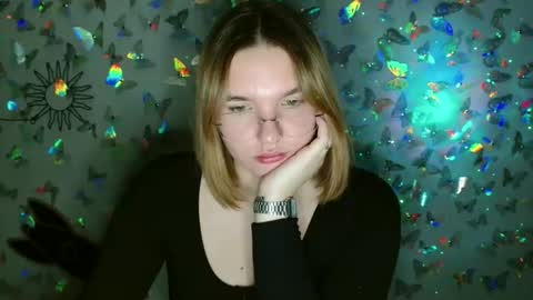 Snapshot of kaitlin_kk chatting on September 19, 9:22 am Kaitlin online show from September 19, 9:22 am