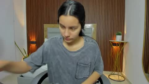 Snapshot of kaitt_ chatting on April 17, 12:19 pm KAITT online show from April 17, 12:19 pm