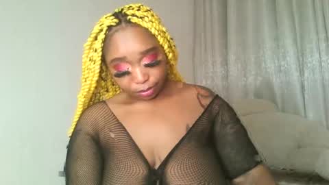Snapshot of kakey_love chatting on December 6, 7:45 pm kakey love online show from December 6, 7:45 pm