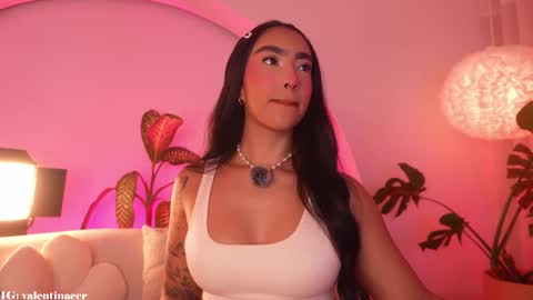 Snapshot of kali_hiill chatting on February 19, 6:53 am Sweet Kali online show from February 19, 6:53 am