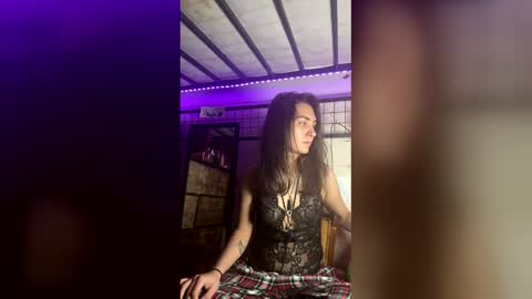 Snapshot of kalimorrison chatting on February 27, 1:00 pm kalimorrison online show from February 27, 1:00 pm