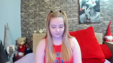 kalindahot online show from March 3, 1:10 am