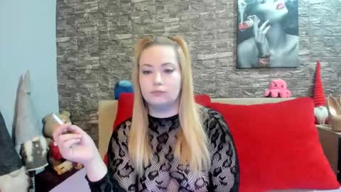 kalindahot online show from October 5, 6:17 pm