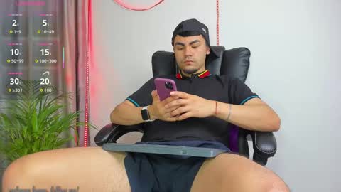 K A L I online show from September 23, 8:06 am