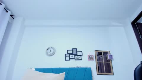 Kamilalopez online show from March 1, 10:23 pm