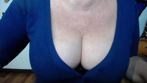 KamaliaSim online show from October 17, 6:32 pm