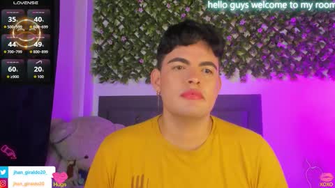 Snapshot of kami_22 chatting on February 8, 11:57 am camilo independent model online show from February 8, 11:57 am