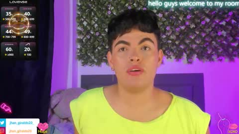 Snapshot of kami_22 chatting on February 16, 11:17 am camilo independent model online show from February 16, 11:17 am