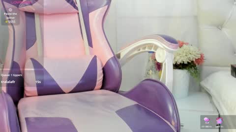    online show from January 20, 10:15 pm