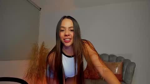 Snapshot of kamilamonroe chatting on February 5, 6:07 am Kamila Monroe online show from February 5, 6:07 am
