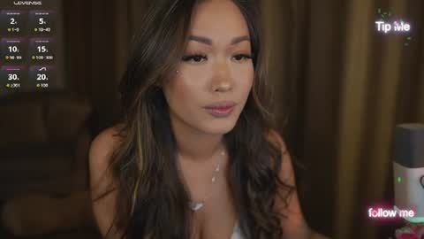 Snapshot of kamilee__xo chatting on June 21, 7:05 pm kamilee__xo online show from June 21, 7:05 pm