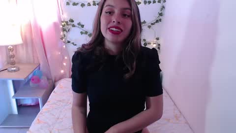 Snapshot of kamilew chatting on September 18, 6:32 pm kamilew online show from September 18, 6:32 pm