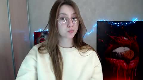 kamilla_love_ online show from March 30, 12:17 pm