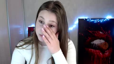 kamilla_love_ online show from April 5, 12:02 pm