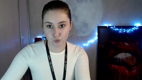 kamilla_love_ online show from April 16, 12:17 pm