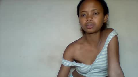 kamillah69 online show from December 2, 6:47 pm