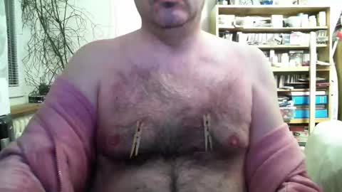 Snapshot of kamiluc1974_2 chatting on April 21, 7:39 pm Kamil Lipovy online show from April 21, 7:39 pm