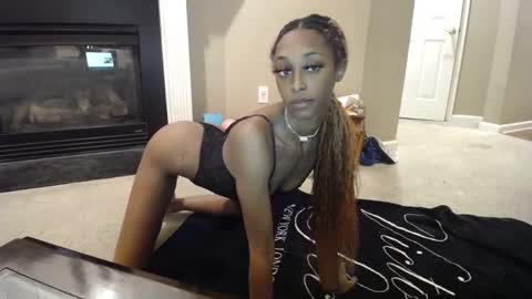 Snapshot of kamir_k2 chatting on January 21, 1:18 am Willow Jade and Churchill Jones online show from January 21, 1:18 am
