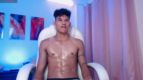 Kami online show from April 10, 6:23 pm