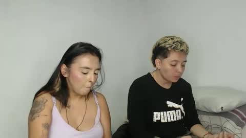 kammy   y   camila online show from March 25, 1:11 am