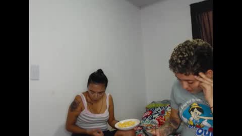 kammy   y   camila online show from April 17, 12:30 pm