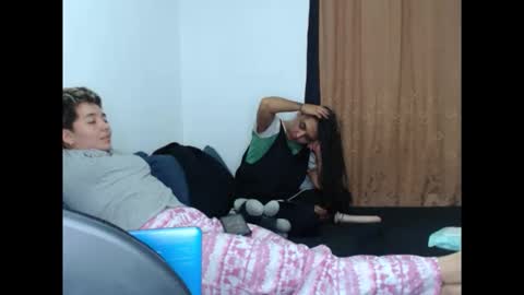 kammy   y   camila online show from April 21, 2:56 pm