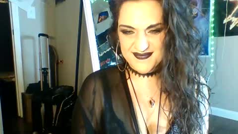 kandirain online show from November 18, 6:18 am