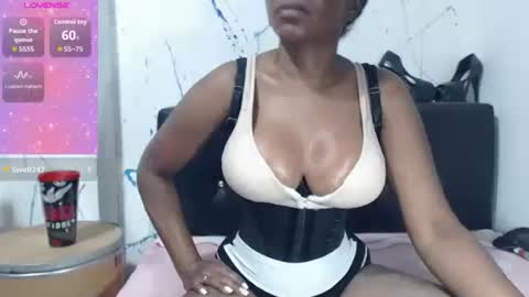 Paola online show from April 15, 9:15 pm