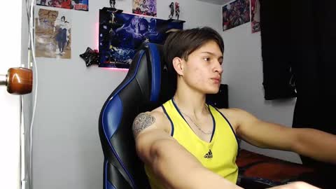 Snapshot of kanekixxxhot chatting on October 16, 1:56 pm andres online show from October 16, 1:56 pm