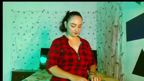 Snapshot of kaory_31 chatting on February 24, 7:45 pm Kaory online show from February 24, 7:45 pm