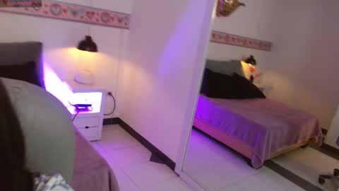 kaoryy_1 online show from December 1, 11:37 am