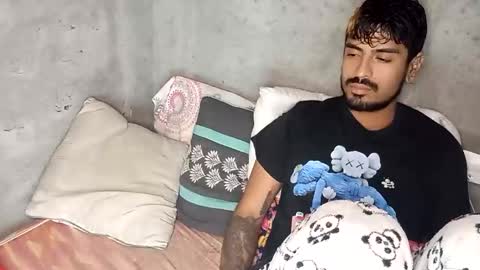 Snapshot of kaoz_69_ chatting on February 8, 8:34 pm Kaoz 69 online show from February 8, 8:34 pm