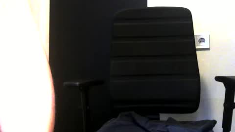 Robbie online show from February 2, 8:46 am