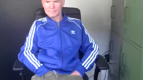 Snapshot of kapitein_rob chatting on March 4, 3:51 pm Robbie online show from March 4, 3:51 pm