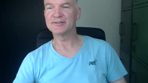 Robbie online show from May 21, 2:57 pm