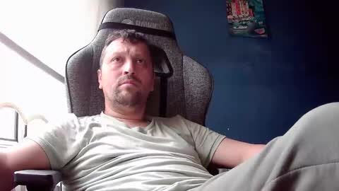 Snapshot of karasimsek54 chatting on May 1, 7:24 am karasimsek54 online show from May 1, 7:24 am